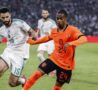 Summerville si avventa sul pallone