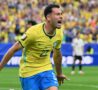 Gabriel Martinelli esulta con il Brasile