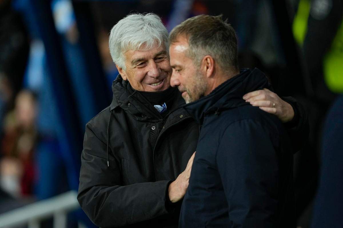 Flick e Gasperini durante un Barcellona-Atalanta