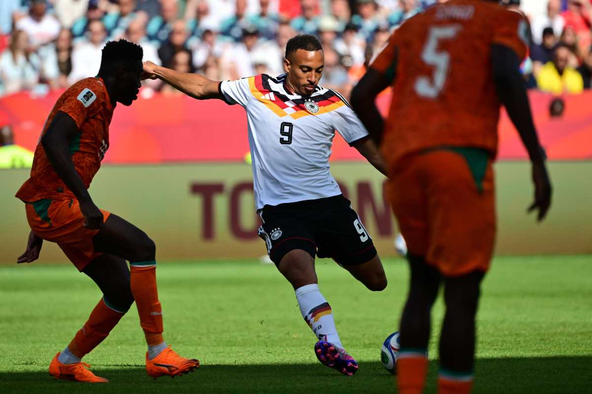 Jamie Laweling in azione con la Germania