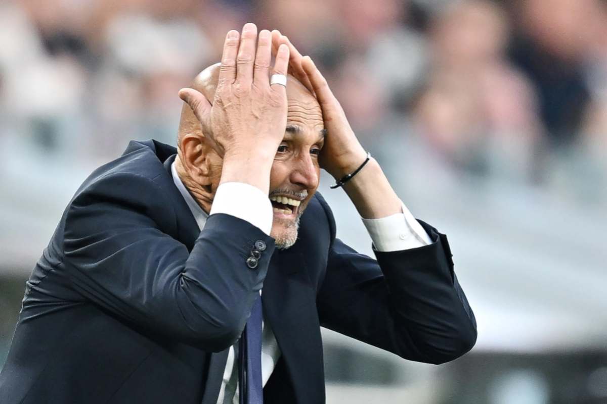 Luciano Spalletti si dispera in panchina