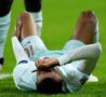 Mbappé dolorante a terra dopo l'infortunio