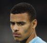Lo sguardo pensieroso di Greenwood