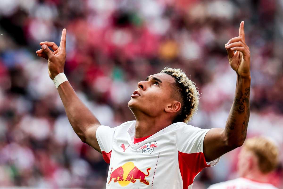 Antonio Nusa esulta dopo un gol