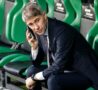 Massara parla al telefono