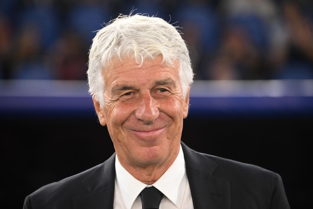 Gasperini sorride a bordo campo