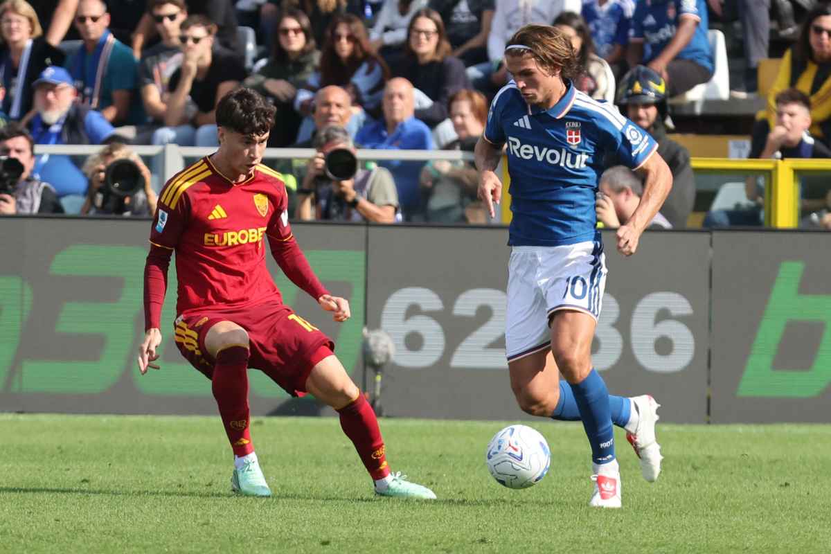 Soulé e Nico Paz durante Como-Roma
